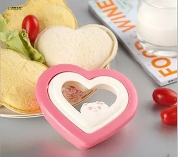 1 ADET Plastik DIY Kalp Şekli Kalıp Sandviç Makinesi Aşk Kesici Ekmek Tost Çerez Kek Kalıbı Yenilik Araçları TAMAM 0425