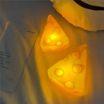 Peynir Gece Lambası Yaratıcı Sıcak Peynir Şekli INS Kawaii ışıklı LED lamba Masa yatak odası için lamba Dekorasyon Doğum Günü Kız Hediyeler
