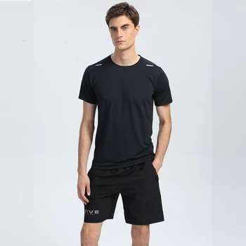 Spor elbise erkek Kısa Kollu Şort Rahat İki Parçalı Gevşek Koşu Çabuk Kuruyan Giysiler Spor Giyim İnceltici T-shirt