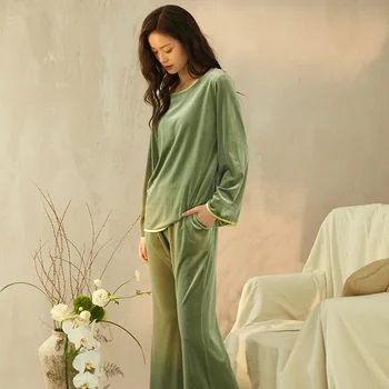 İlkbahar / Sonbahar Yeni Retro Kadife kadın Pijama Uzun Kollu Pantolon Takım Elbise Katı Kalın Ev Giysileri 2 Parça Set Rahat Pijama