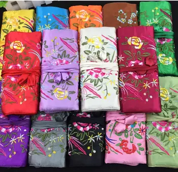 Işlemeli Çiçek makyaj Wrap Takı Rulo Seyahat saklama çantası Kolye Küpe Yüzük el çantası İpek Kadın Kozmetik Torbalar