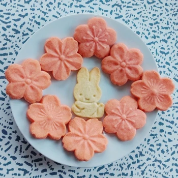 5 adet / takım kurabiye kalıbı Damga Bisküvi Kesici Kiraz Çiçeği Çiçek DIY Çiçek Mooncake Kalıp