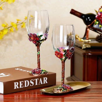 Güzel 3D kabartma gül kristal cam kadeh Vintage pastoral dekoratif cam kırmızı şarap şişesi parti göz kamaştırıcı bardak