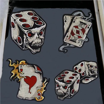 Zar Kafatası Yamalar İşlemeli Poker AJ Kalp Aplike Yamalar Dekorasyon DIY Demir On Patch Giyim İçin Şerit DIY Rozeti 2 ADET