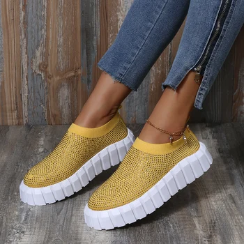 Yeni Yapay Elmas Ayakkabı Kadın 2022 Bahar Rahat Streç Kumaş Bayanlar Loafer'lar üzerinde Kayma 36-43 Büyük Boy Koşu Yürüyüş Daireler