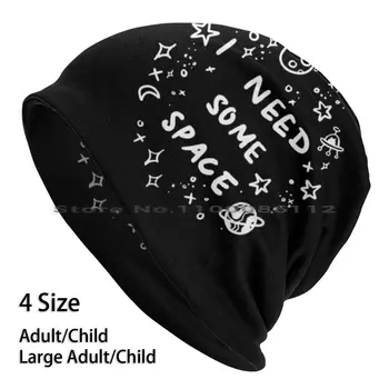 Biraz Alana İhtiyacım Var Kasketleri Örgü Şapka Biraz Alana İhtiyacım Var Doodle Galaxy Metin Siyah Ve Beyaz Kenarsız Örme Şapka Takke Hediye