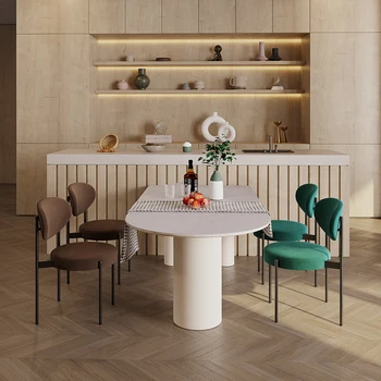 Minimalist Ahşap Ayaklı Yemek Odasında Louis Moda Arduvaz Yemek Masası ve Sandalye Seti